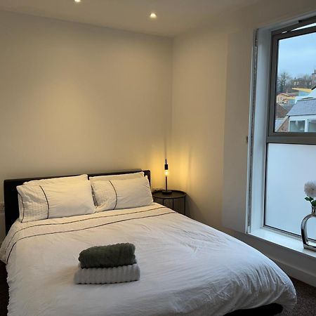 Central, Modern And Peaceful, Lovely Cathedral Views, Two-Bed Apartment With 40" Smart Tv & Free Onsite Parking Линкольн Экстерьер фото